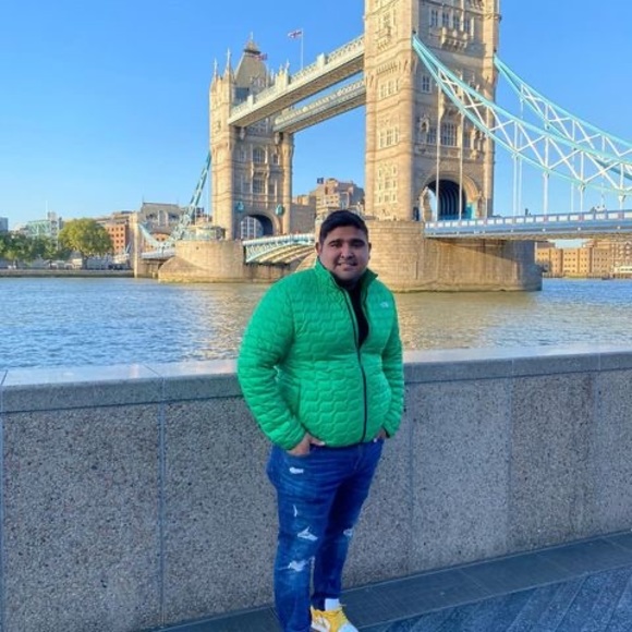 Meet your Posher, Cesar - Picture 1 of 1